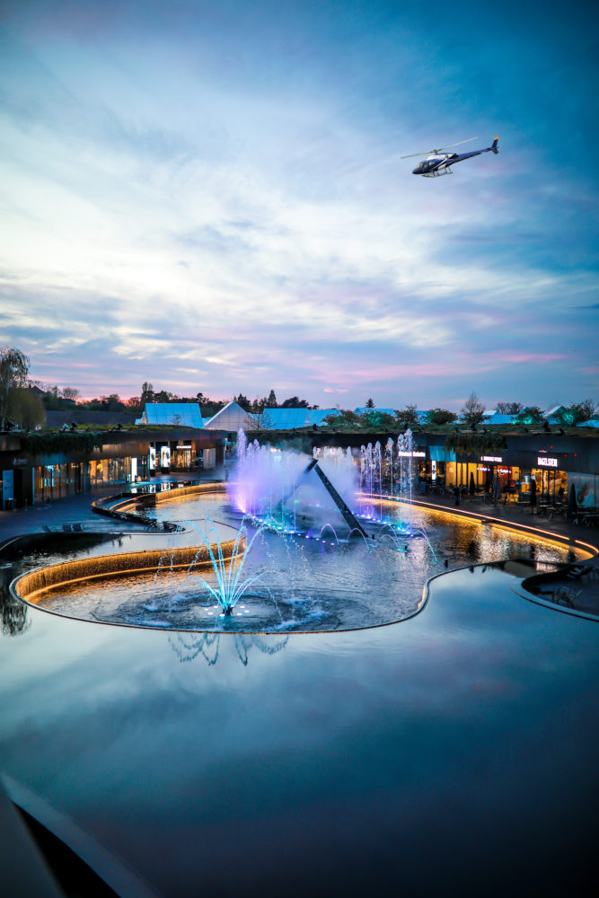 helicoptere the village outlet lyon