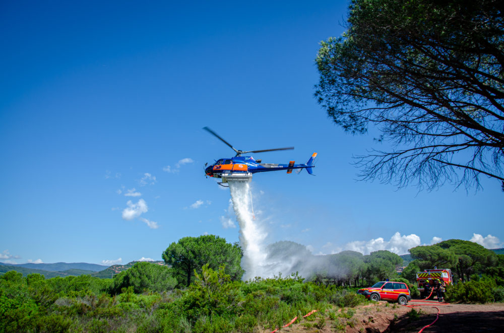 feux de foret helicoptere